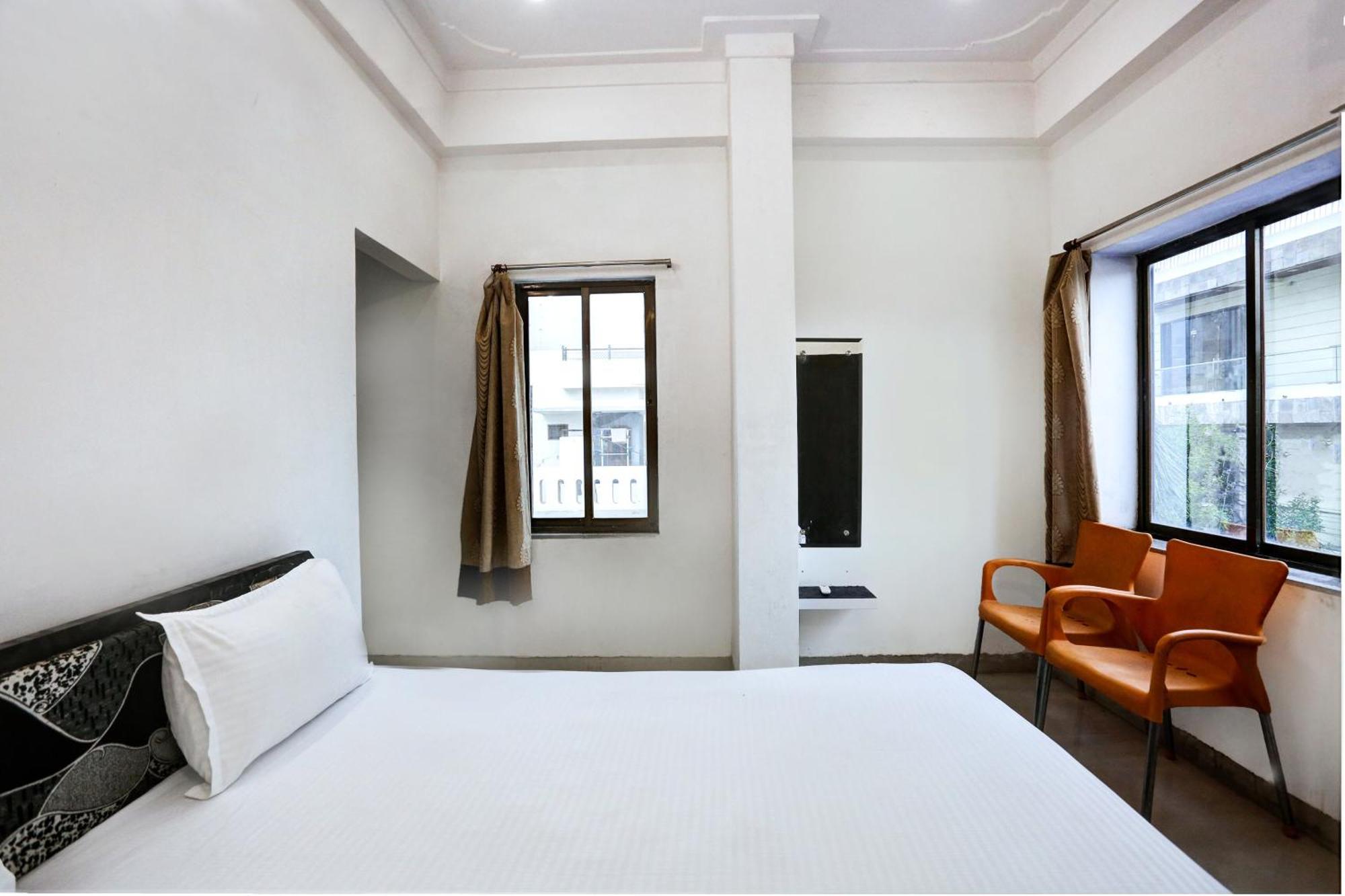 Super Hotel O Goverdhan Villa Udajpur Exteriér fotografie