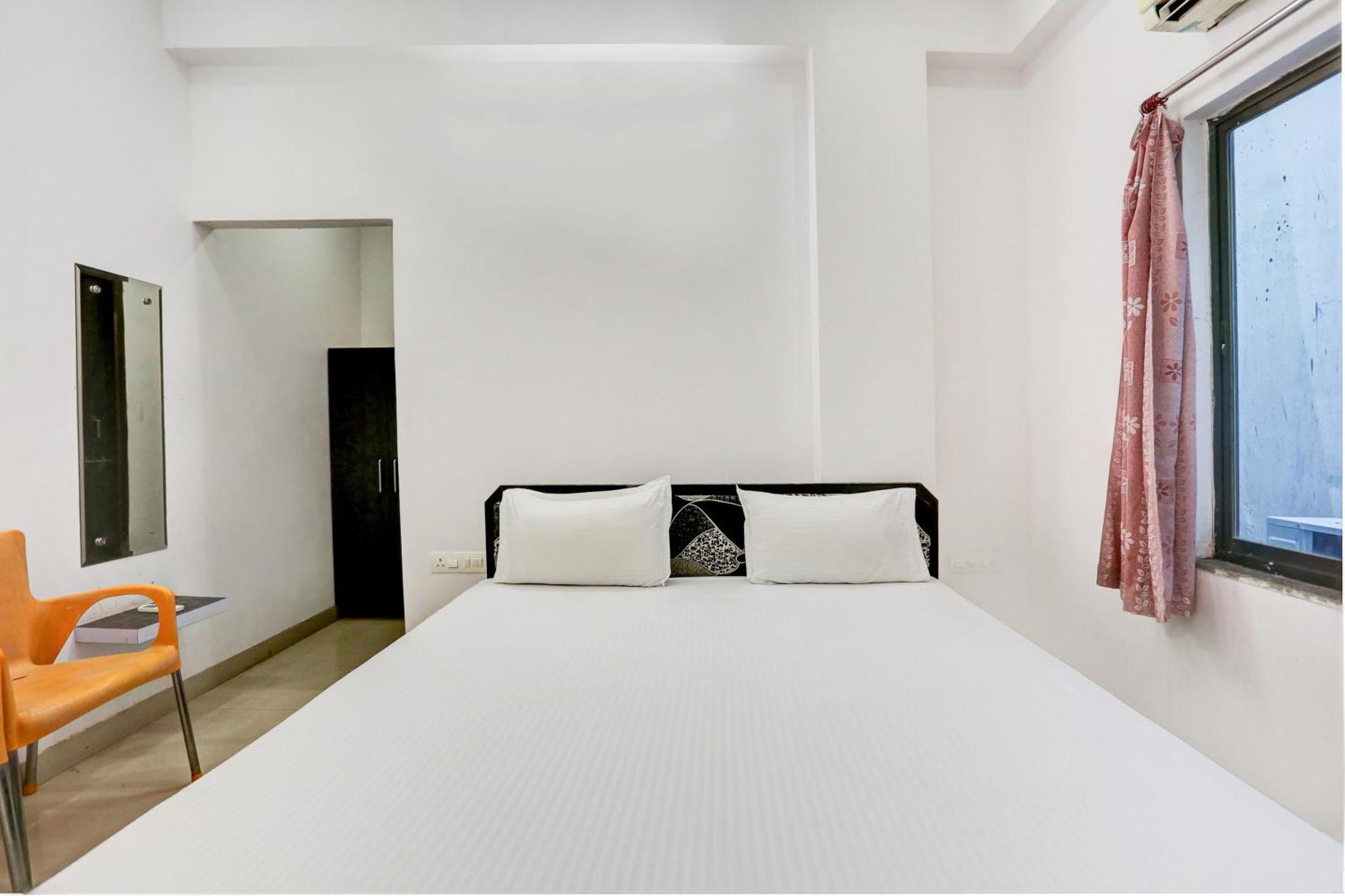 Super Hotel O Goverdhan Villa Udajpur Exteriér fotografie