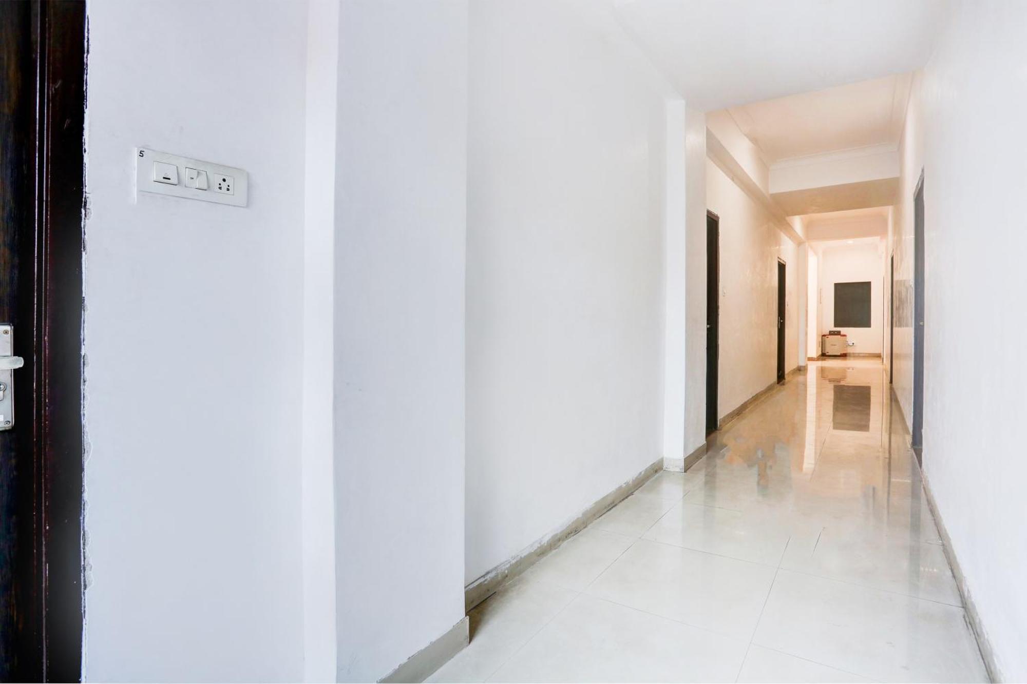 Super Hotel O Goverdhan Villa Udajpur Exteriér fotografie